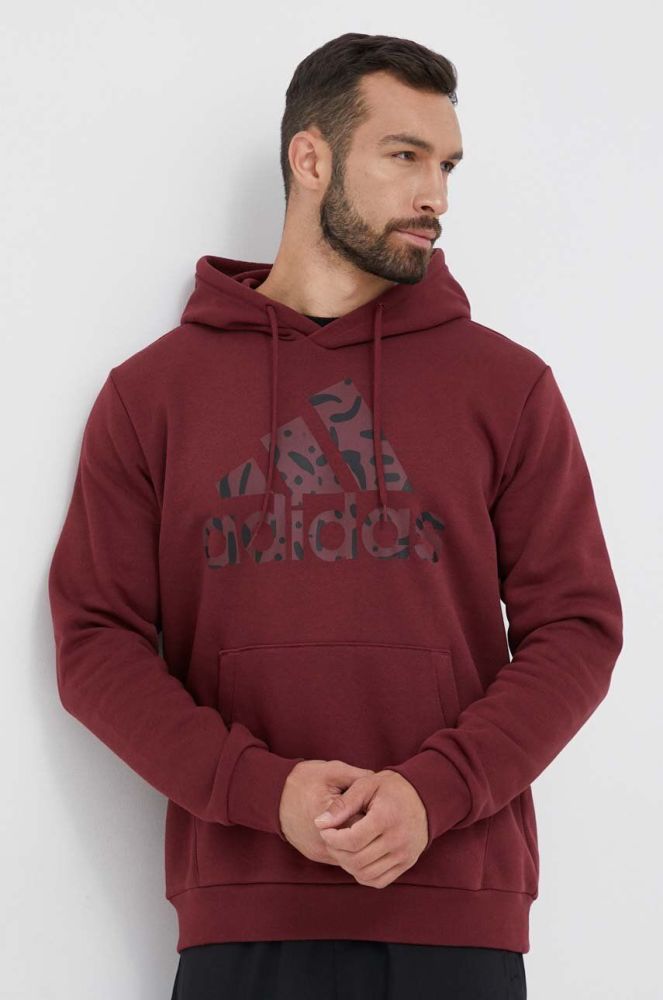 Кофта adidas чоловіча колір бордовий з капюшоном з принтом (3337913)
