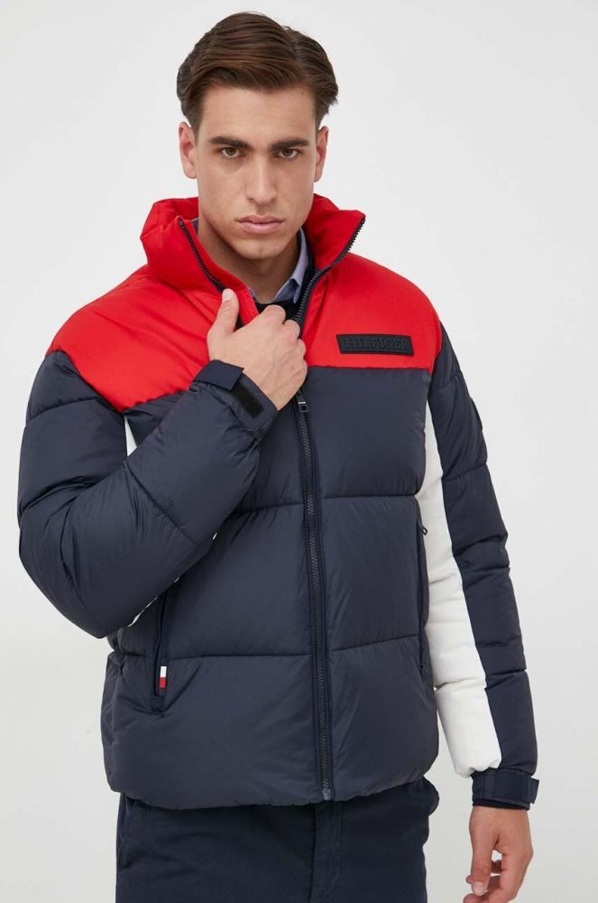 Куртка Tommy Hilfiger чоловіча колір синій зимова (3434311)