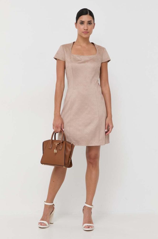 Сукня Guess колір бежевий mini пряма (3471362)