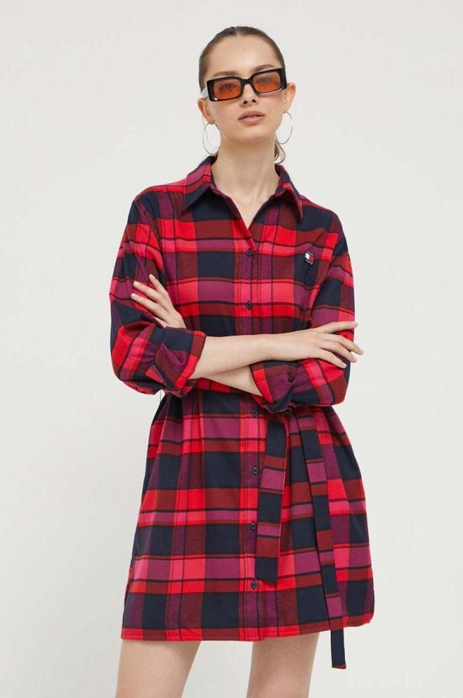 Сукня Tommy Jeans колір червоний mini пряма (3434691)