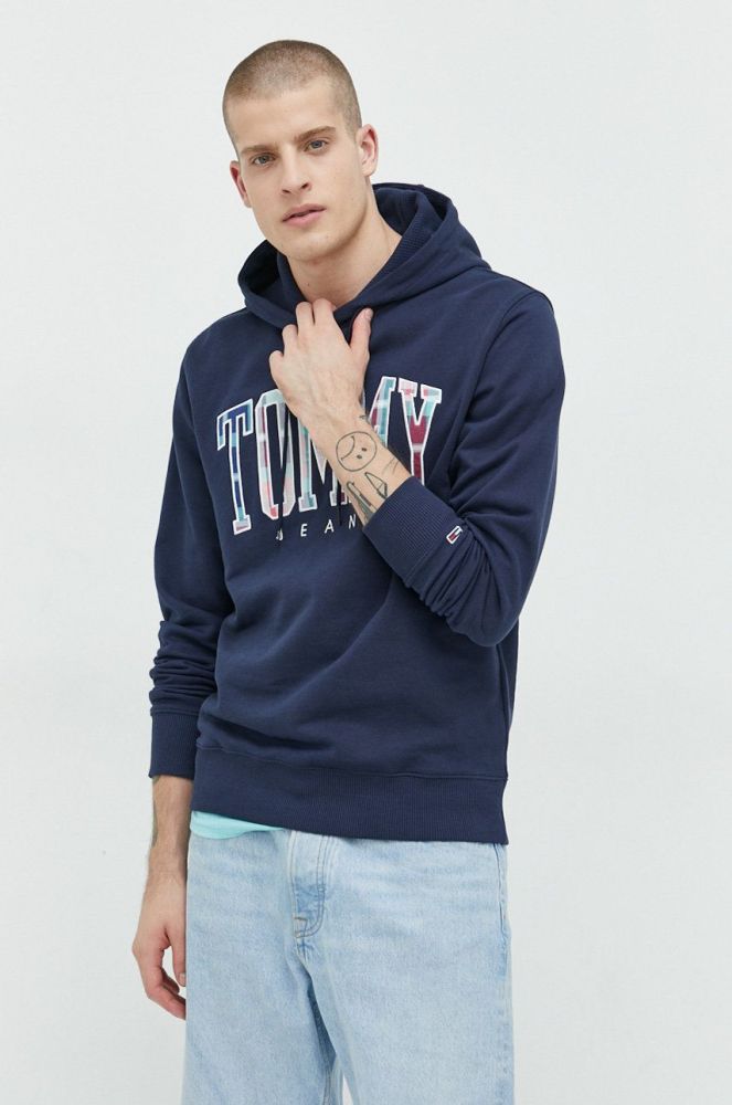 Бавовняна кофта Tommy Jeans чоловіча колір синій з капюшоном з аплікацією (2890331)