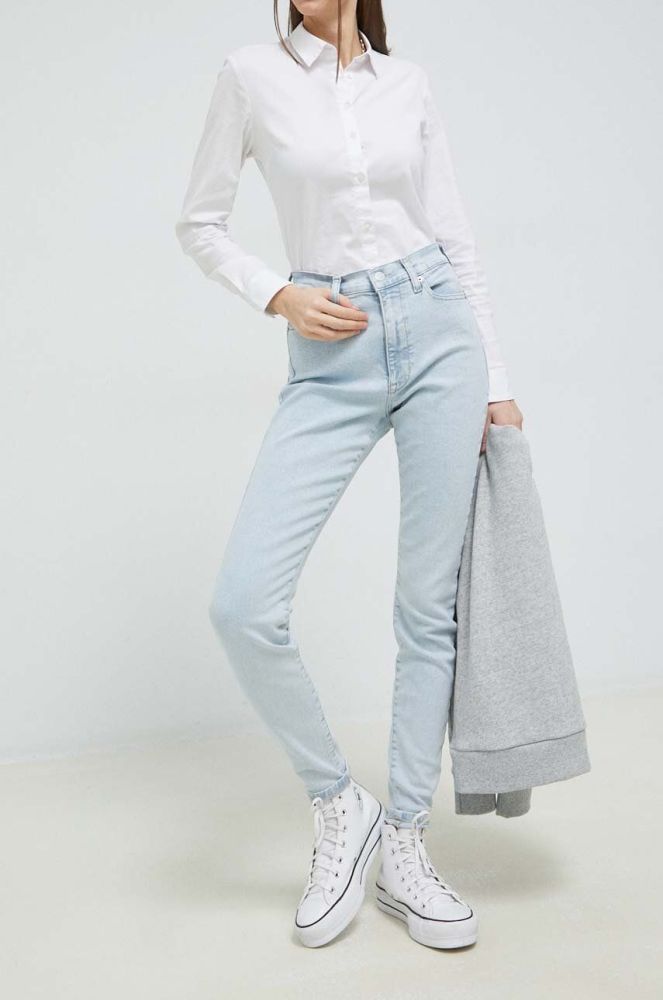 Джинси Tommy Jeans Sylvia жіночі висока посадка колір блакитний (3024400)